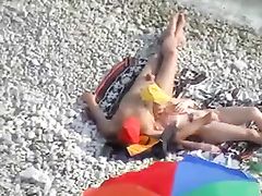 Nude Couples Having Sex at Beach Filmed on Voyeur Camera