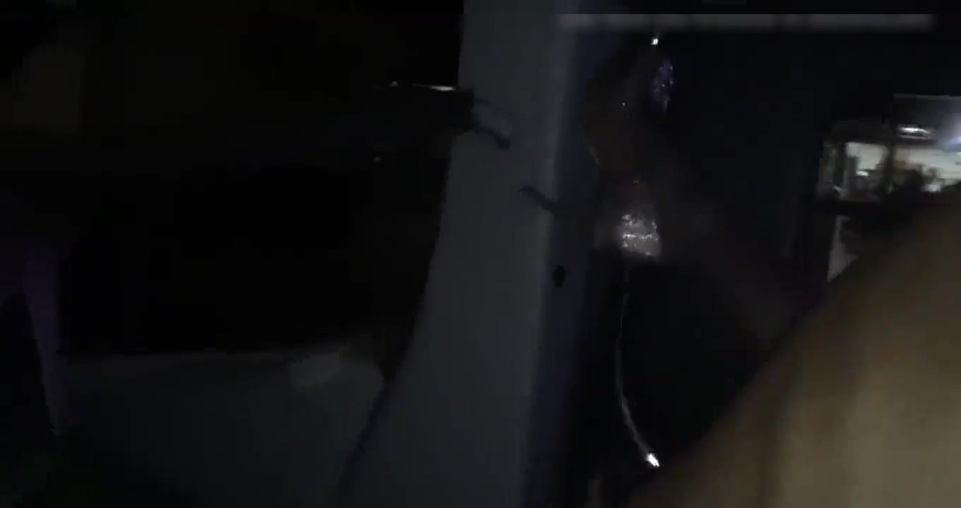 Outdoor interracial sex in the car with BBC and young white girl afbeelding